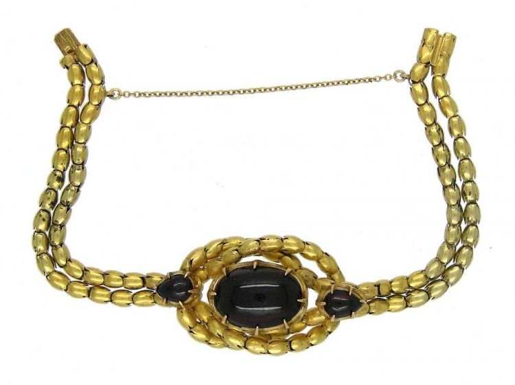 18ct Gold & Cabochon Garnet Bracelet
