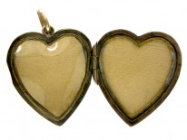 9ct Gold Heart Shape Locket
