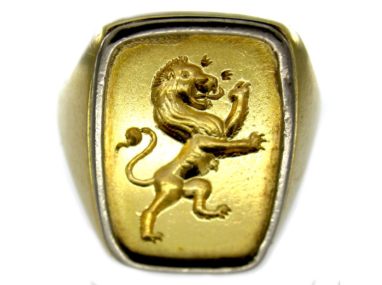 Ring with Rampant Lion (329B) The Antique Jewellery Company
