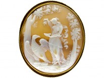 18ct Gold Shell Cameo of Lady & Eagle (Hebe and Zeus)
