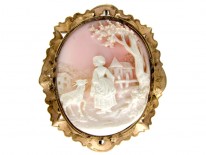 Conch Shell Cameo