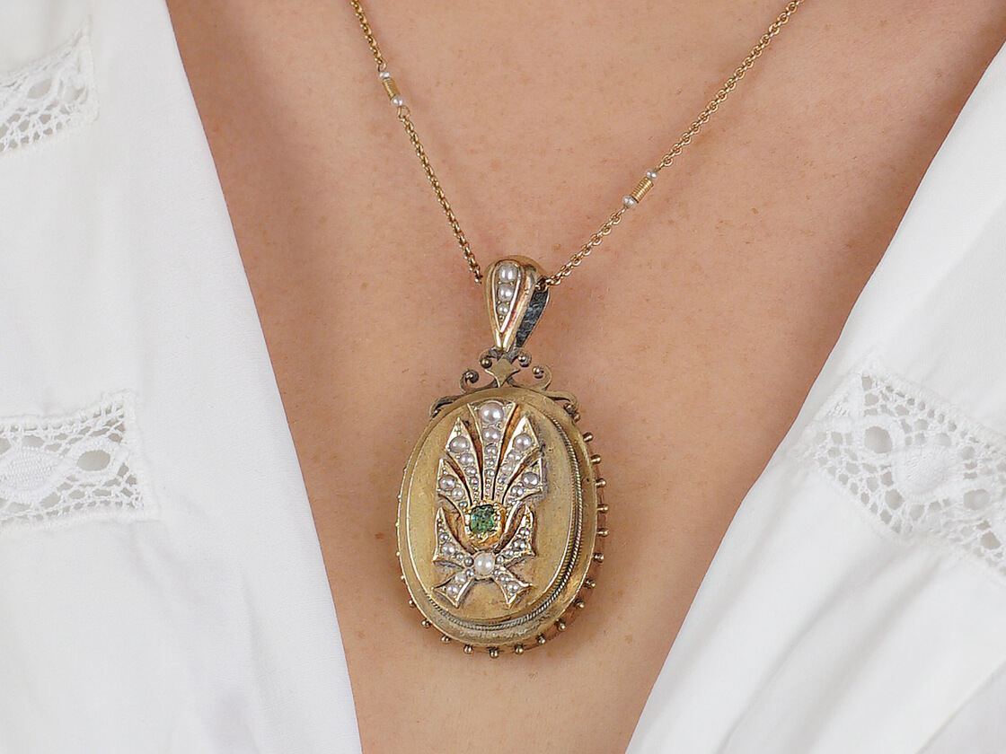 Victorian Emerald & Pearl Gold Locket Pendant (958B) The Antique