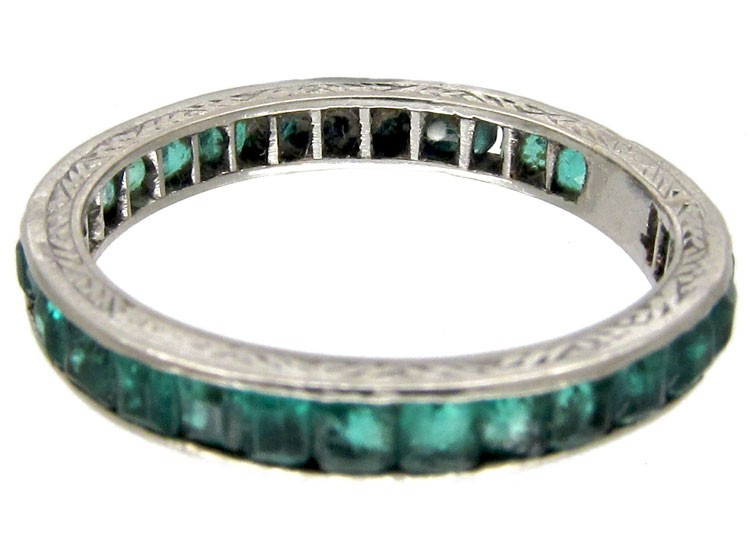 Emerald 18ct White Gold Eternity Ring