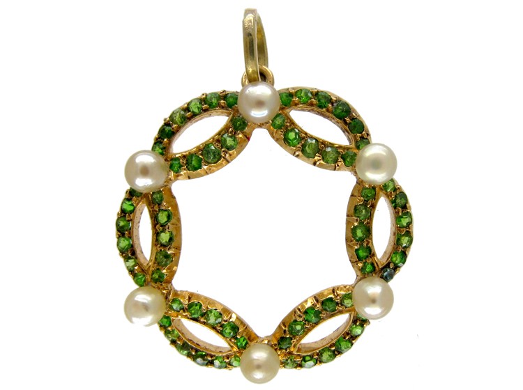 Green Garnet & Pearls Edwardian 15ct Gold Wreath Pendant