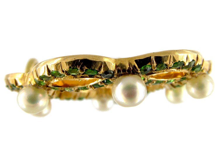 Green Garnet & Pearls Edwardian 15ct Gold Wreath Pendant
