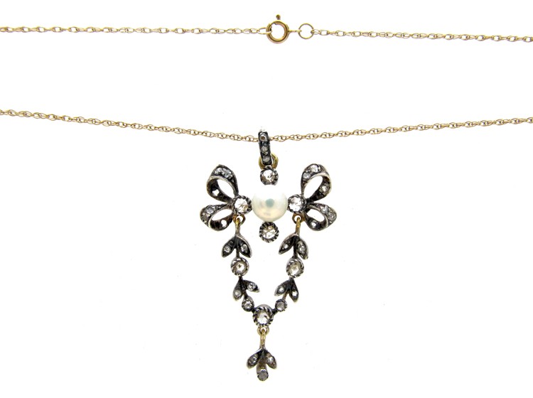 Diamond & Pearl Pendant on Chain