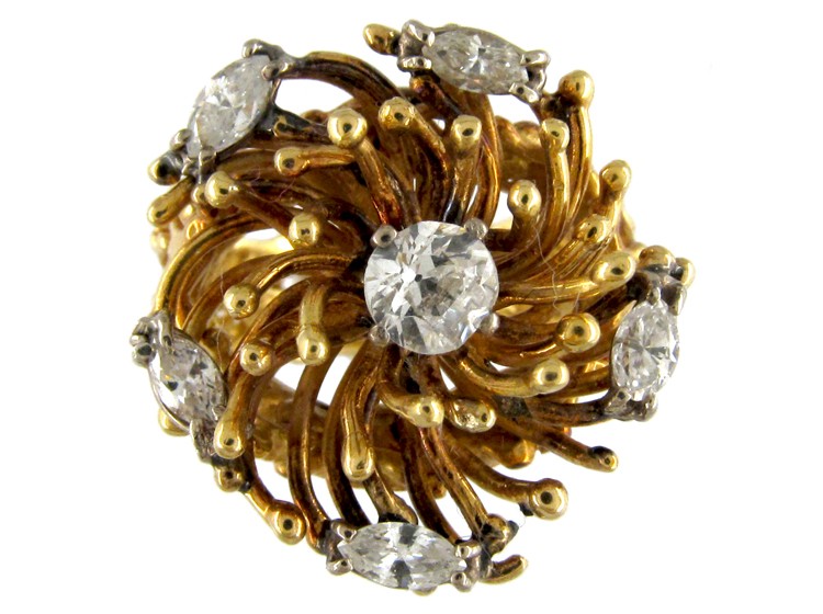 18ct Gold & Diamond Ring in The Shape of A Chrysanthemum