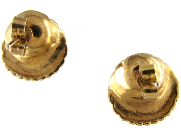 Yellow Gold & Pearl Shell Earstuds