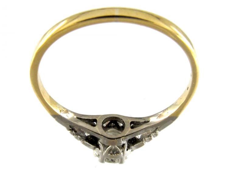 Art Deco Single Stone Diamond Ring Set in 18ct Yellow Gold