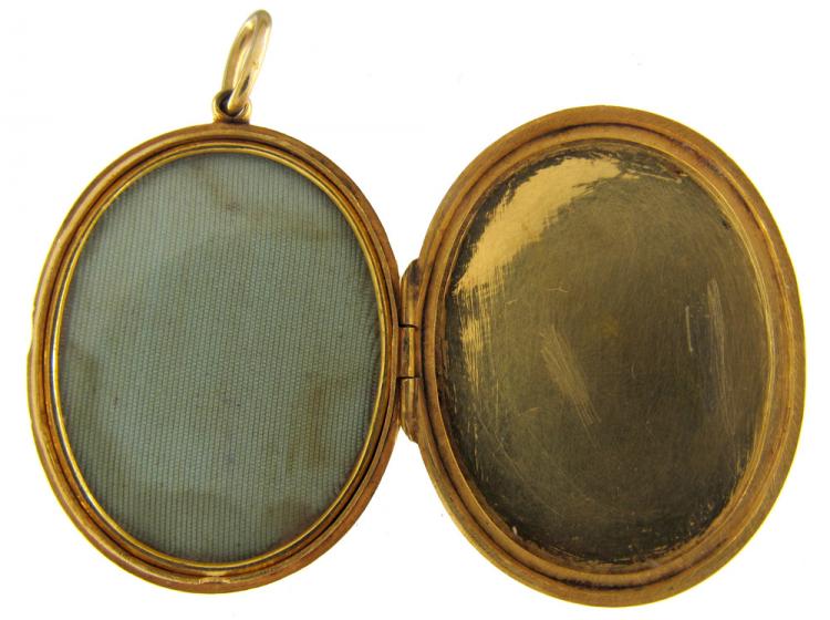 18ct Gold Victorian Oval Engraved Locket (852D) | The Antique Jewellery ...