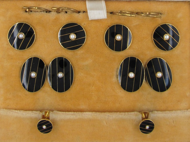18ct Gold & Black Enamel & Pearl Art Deco Cufflinks, Buttons & Studs in Original Case