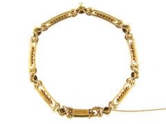 French Natural Pearl & Diamond 18ct Gold Bracelet