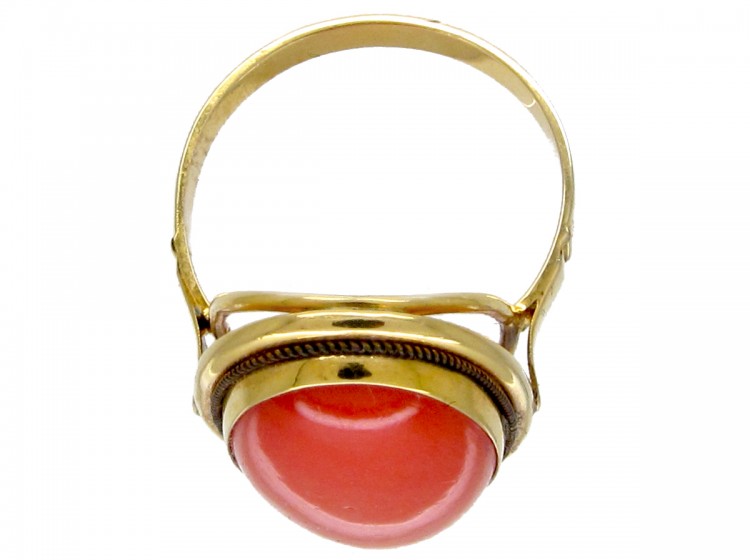 18ct Gold Coral Ring