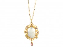 15ct Gold Pendant on Chain by Murrle Bennett