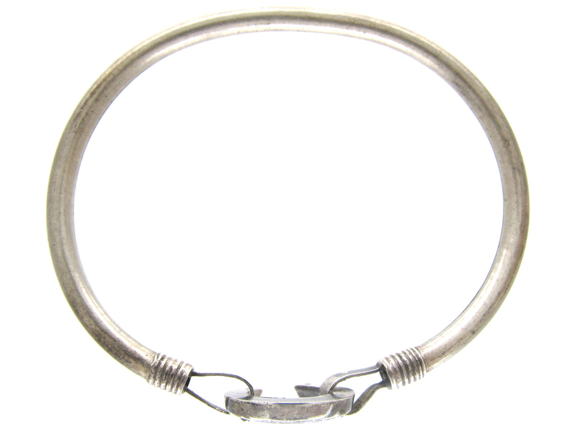 Silver Horseshoe Bangle (520f) 