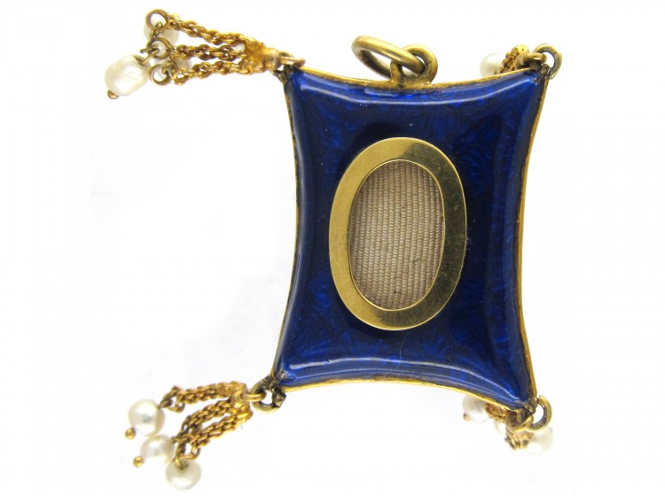 Victorian 18ct Gold & Enamel Bible on a Cushion Pendant