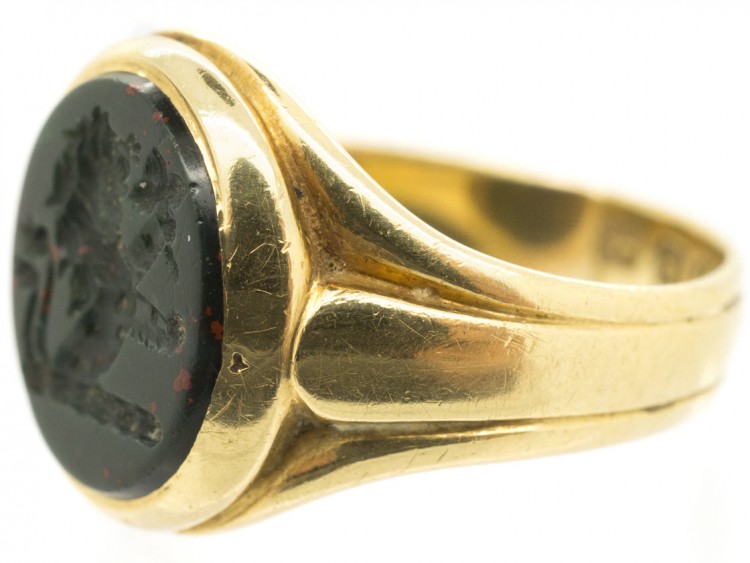 Victorian 18ct Gold & Bloodstone Carved Intaglio of a Lion Signet Ring