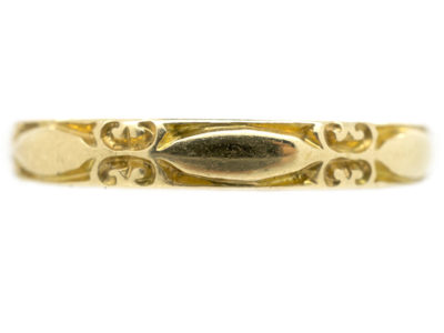 18ct Gold Decorated Wedding Band