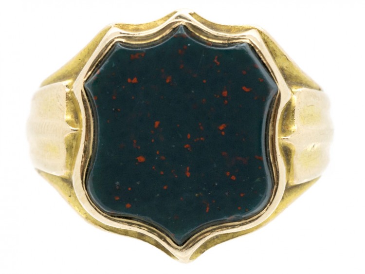 Victorian 18ct Gold Signet Ring Set With a Shield Shaped Bloodstone