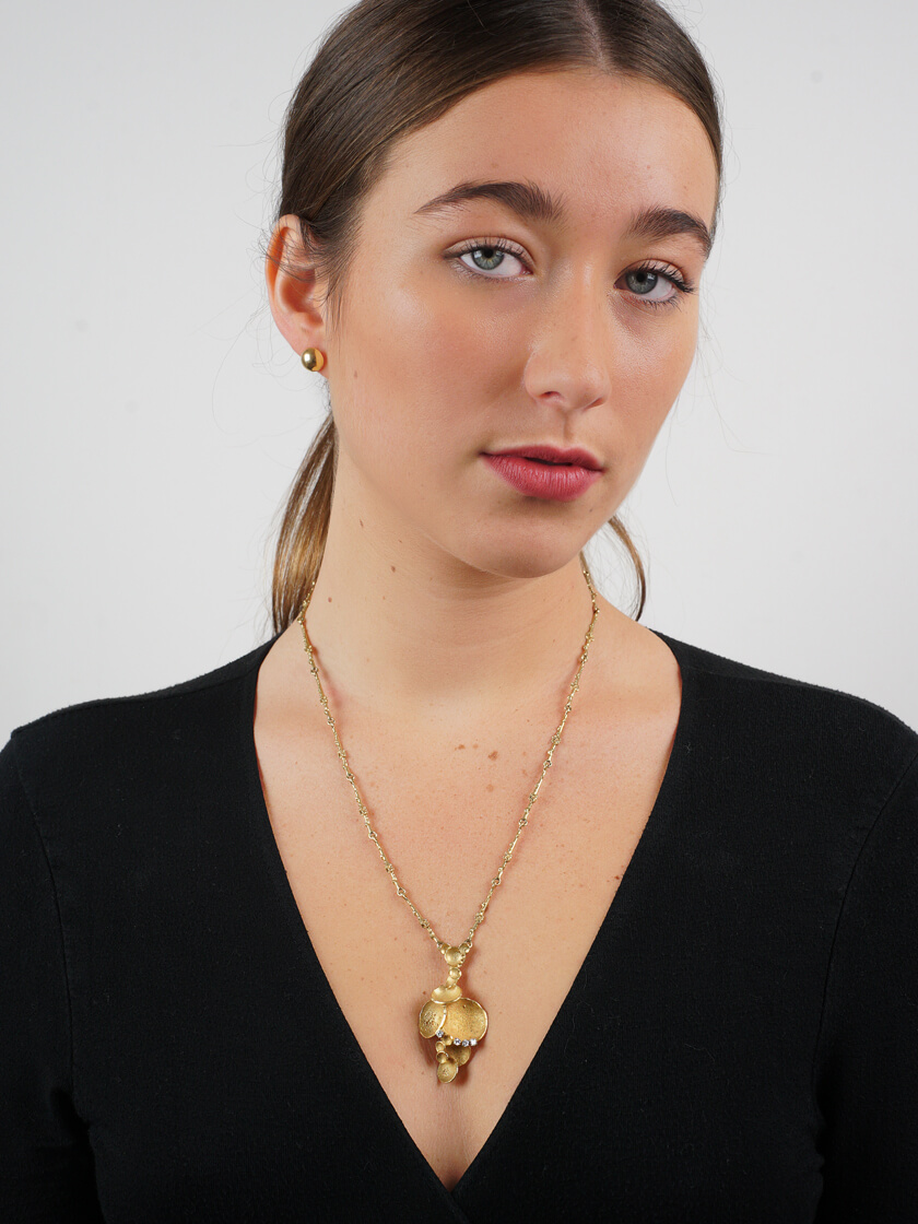 18ct Gold & Diamond 1970s Necklace (333G) The Antique Jewellery Company