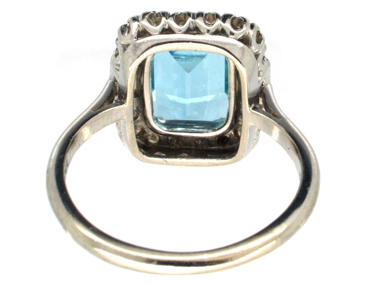 18ct White Gold & Platinum Aquamarine & Diamond Rectangular Ring (636G ...
