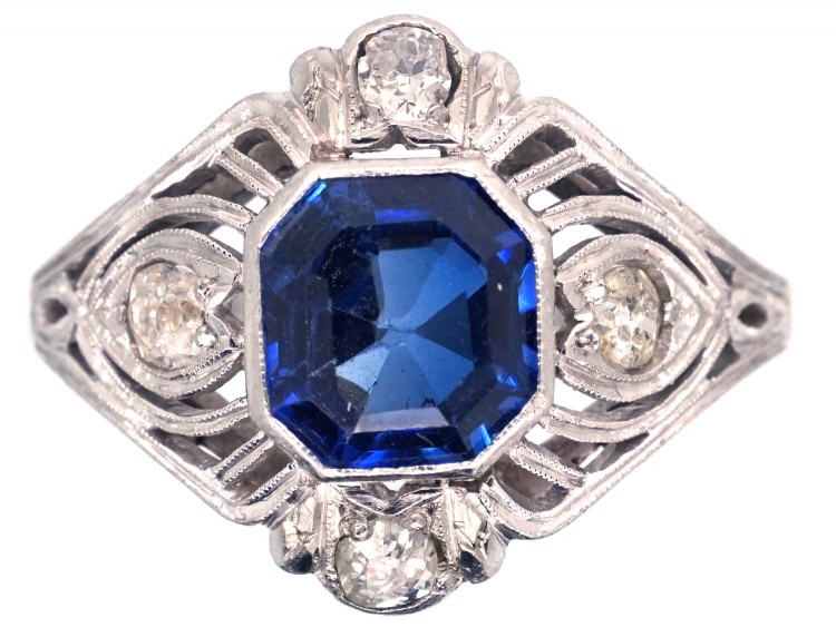 Art Deco 18ct White Gold & Platinum Ceylon Sapphire & Diamond Ring