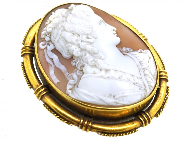 Victorian 15ct Gold Cameo of Lady's Head