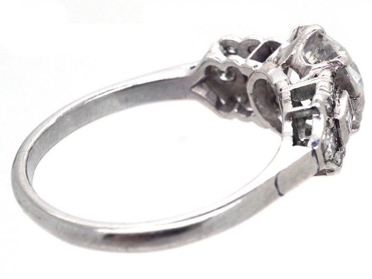 Art Deco Platinum & Diamond Single Stone Ring