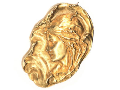 French 18ct Gold Art Nouveau Brooch by J Descamps of a Lady