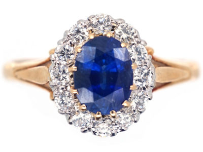 18ct Gold, Sapphire & Diamond Oval Cluster Ring