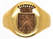 French 18ct Gold Signet Ring With Engraved Crest