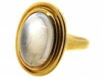 Oval 18ct Gold Moonstone Ring