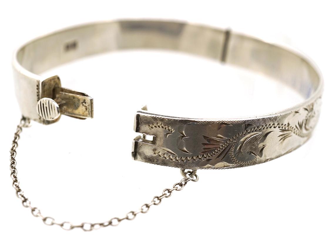 1970s Silver Engraved Bangle (23C/OJ) The Antique Jewellery Company