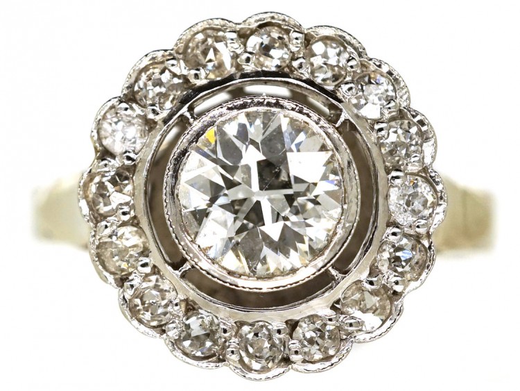 18ct White Gold Diamond Daisy Cluster Ring