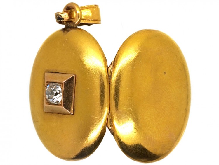 Victorian 18ct Gold Oval Locket Set With a Diamond