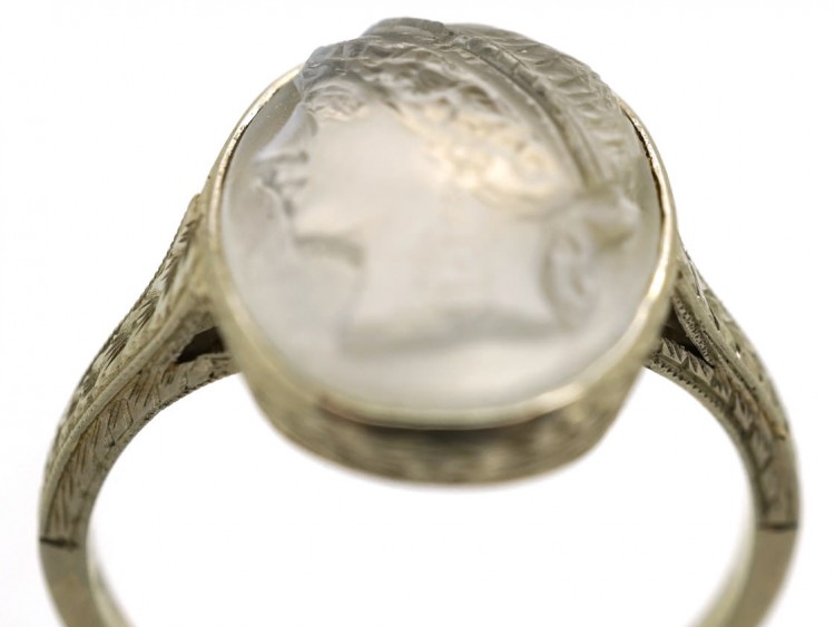 18ct White Gold Ring With Carved Moonstone Cameo