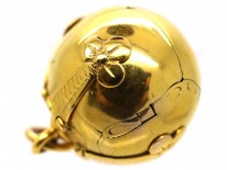 9ct Gold Masonic Ball on 9ct Gold Chain