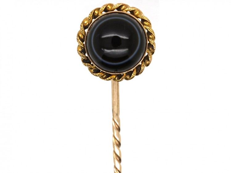 Victorian 15ct Gold Tie Pin Set With a Banded Sardonyx