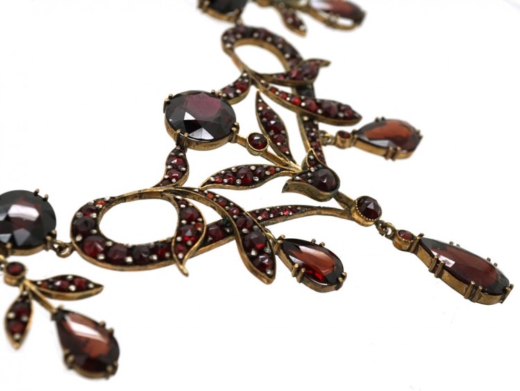 Art Nouveau Triple Drop Garnet Necklace