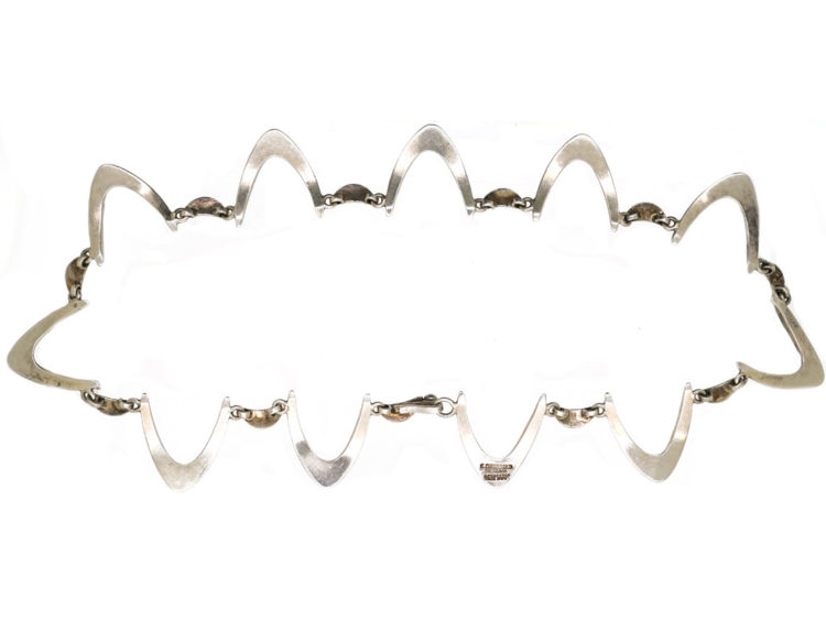 Silver Boomerang Link Collar by E Dragsted
