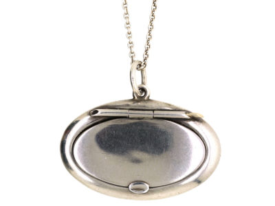 Retro Silver Compact on Long Silver Chain