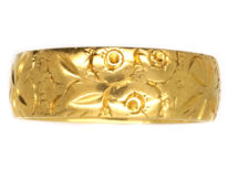 18ct Gold Wedding Band With Roses & Ivy Motif