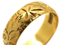 18ct Gold Wedding Band With Roses & Ivy Motif