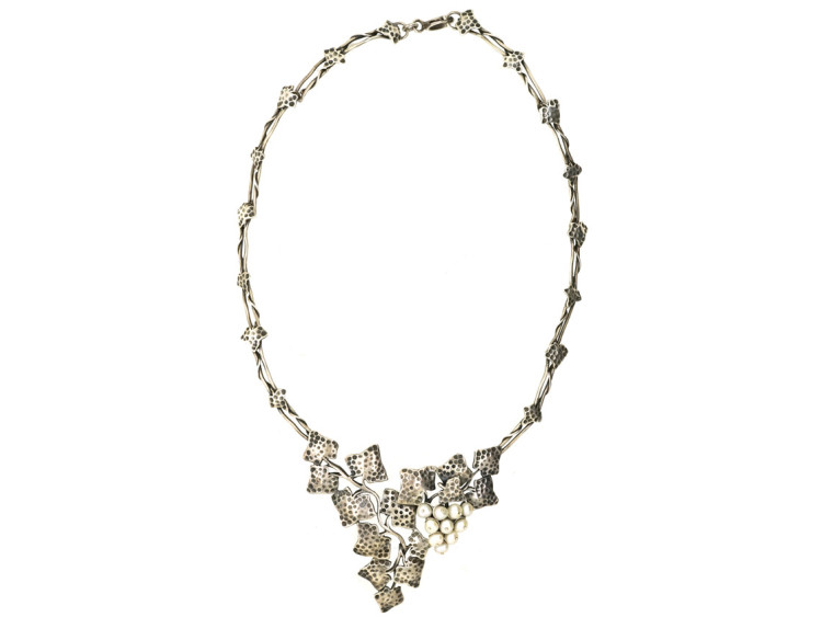 Silver & Pearl Grapevine Necklace