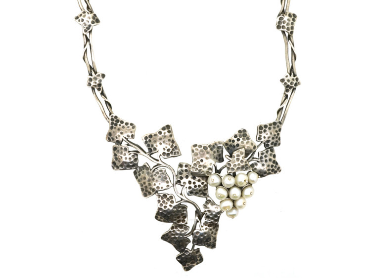 Silver & Pearl Grapevine Necklace