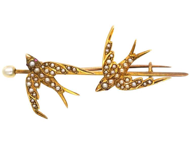 Edwardian 15ct Gold Brooch of Two Swallows set with Natural Split Pearls