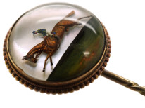 Victorian 18ct Gold Reverse Intaglio Rock Crystal Tie Pin of a Racehorse & Jockey in Original Case