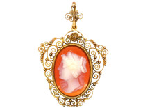 14ct Gold Classical Pendant of a Ladies Head