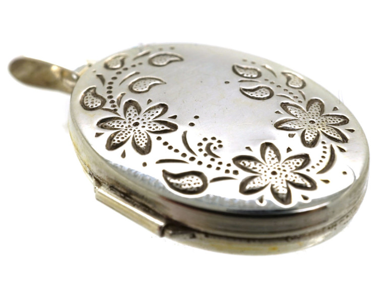 Small Silver Oval Locket With Flower Decoration