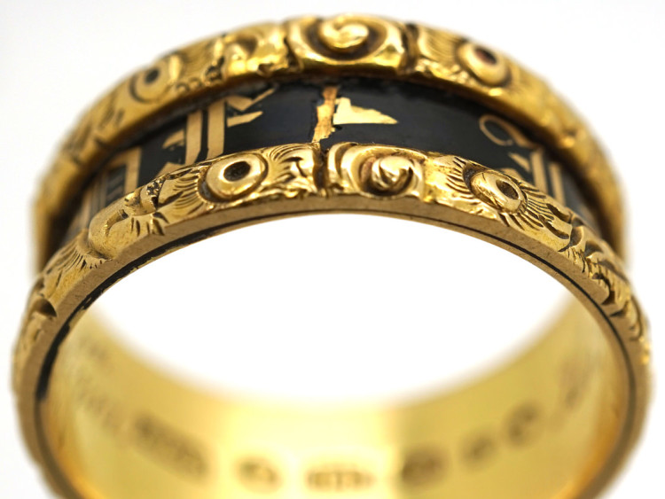 18ct Gold Memorial Ring for Thomas Easter